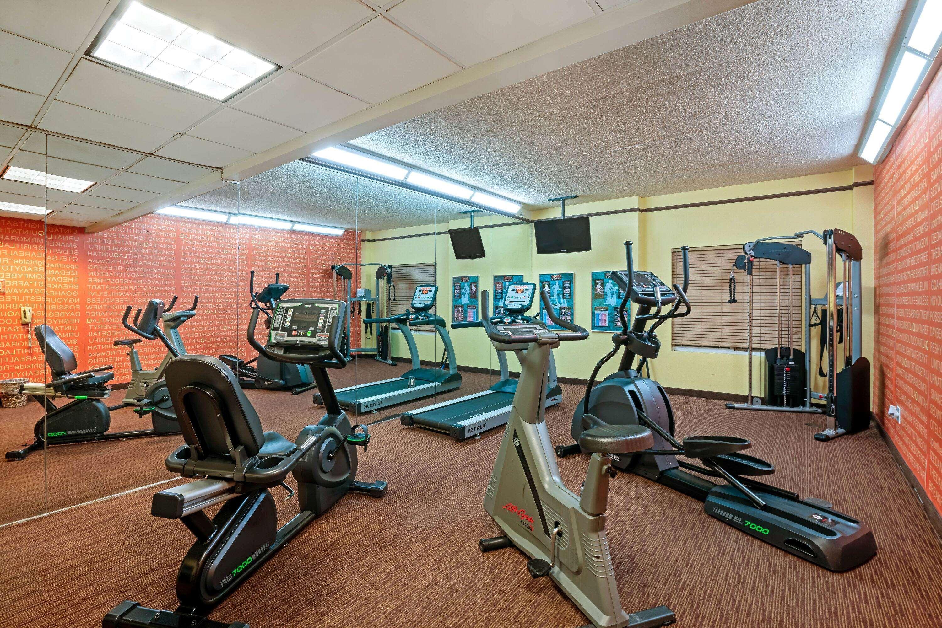 La Quinta By Wyndham Memphis Primacy Parkway Hotel Ngoại thất bức ảnh
